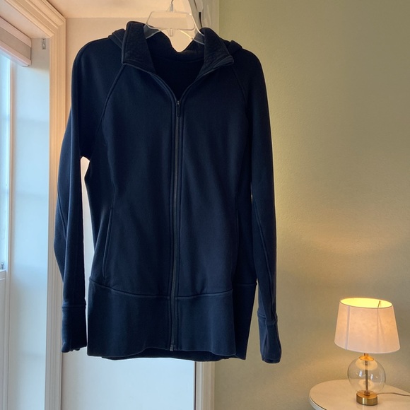 Lululemon Hooded Radiant Jacket in Black - Picture 4 of 9